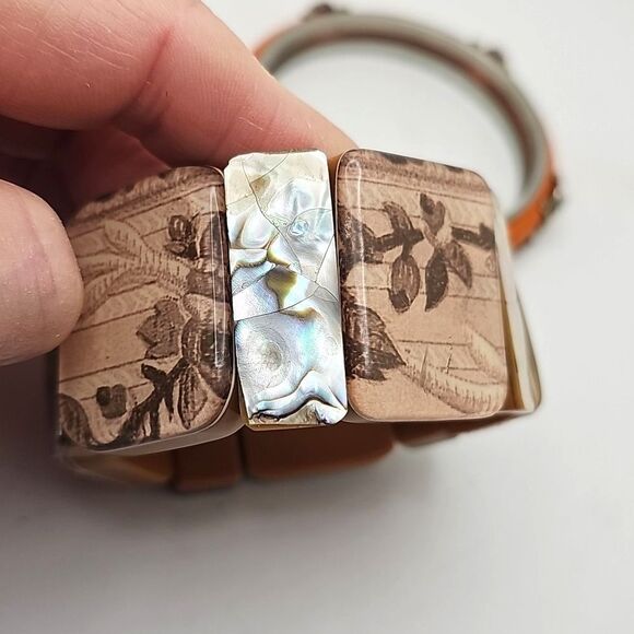 Bracelets Abalone and Nature Print Beige and Brown Leather with Frogs orange - Picture 3 of 6